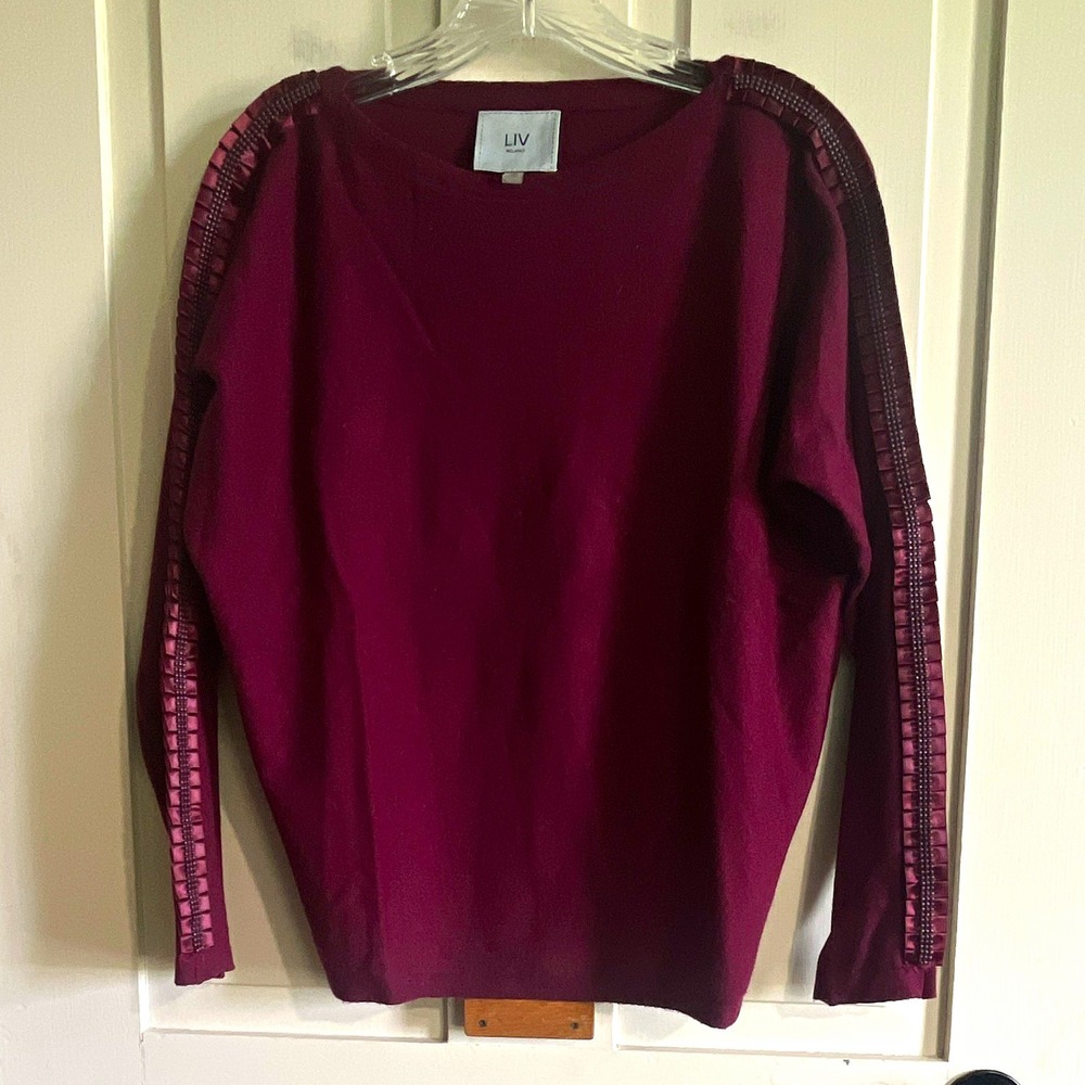 LIV Milano Burgundy Knit Pullover Sweater Sz S Crew Neck Beaded Long Sleeves